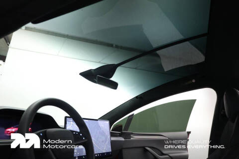 2023 Tesla Model X Standard Range