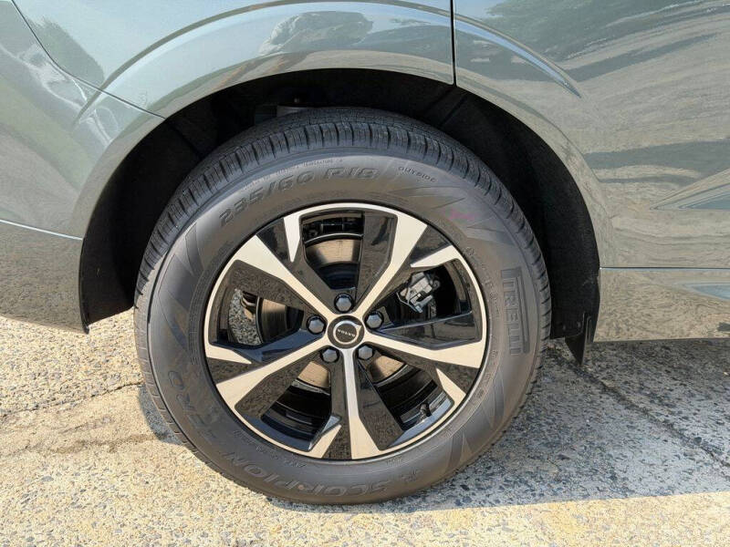 2026 Volvo XC60 B5 Core