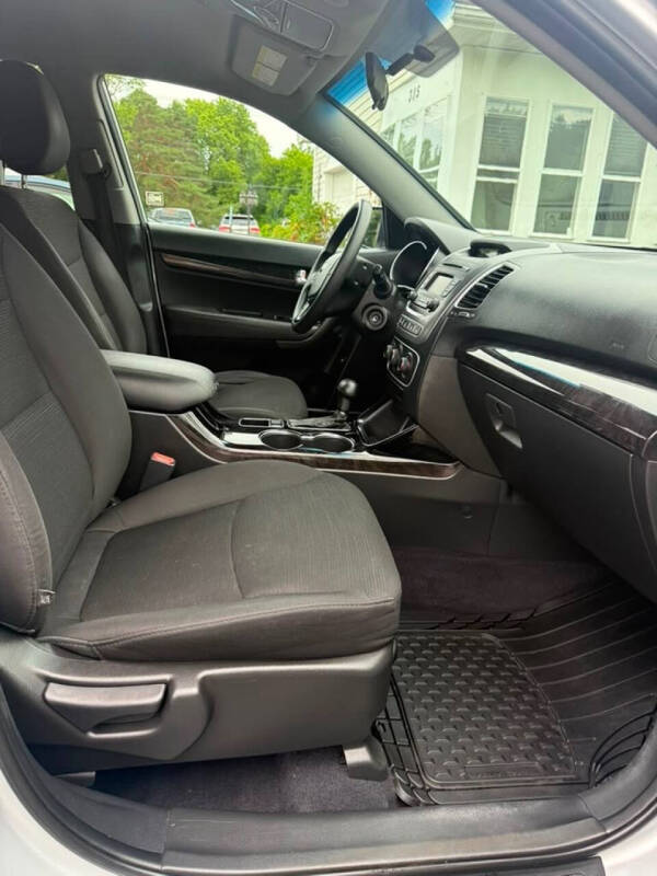 2014 Kia Sorento LX