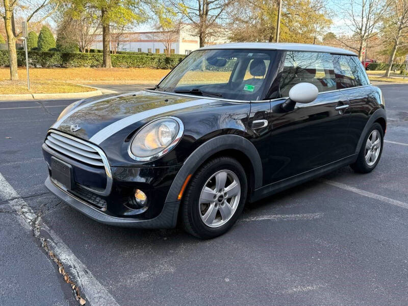 2015 MINI Cooper Base's photo
