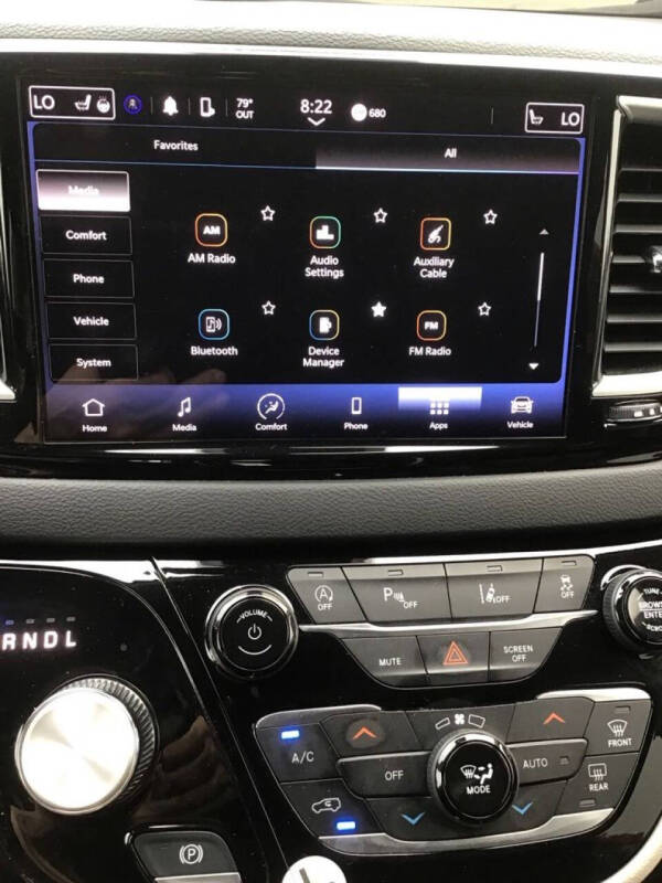 2023 Chrysler Pacifica Touring L