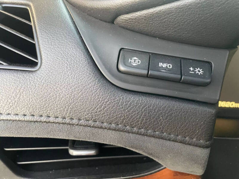 2015 Cadillac Escalade Premium