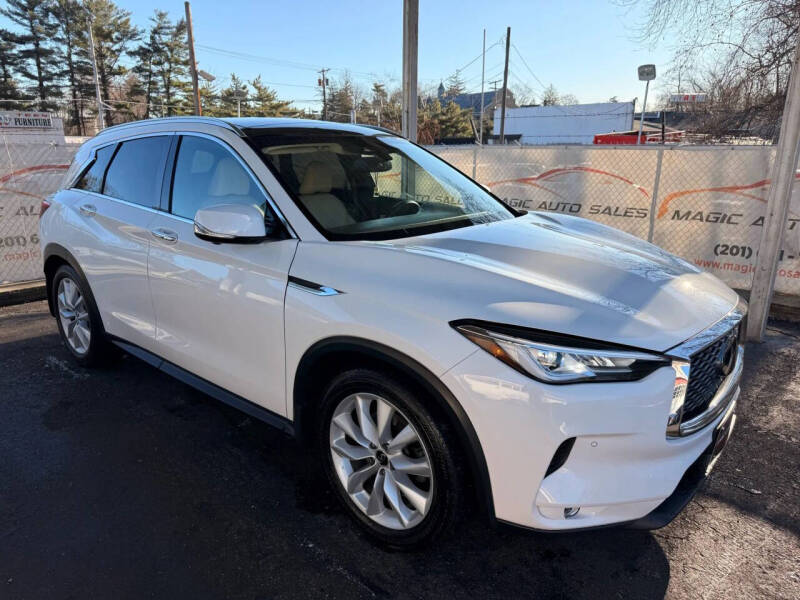 2019 Infiniti QX50 Essential