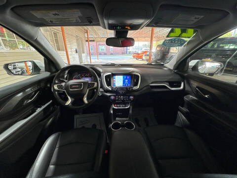 2022 GMC Terrain SLT