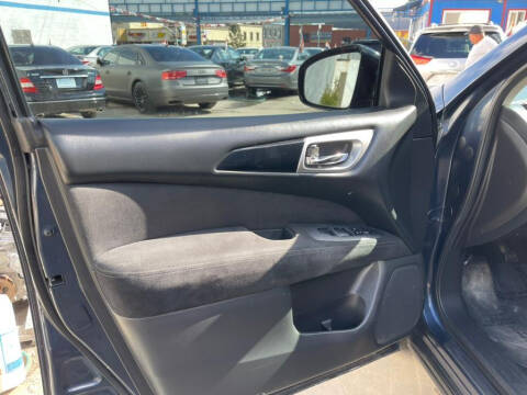 2015 Nissan Pathfinder