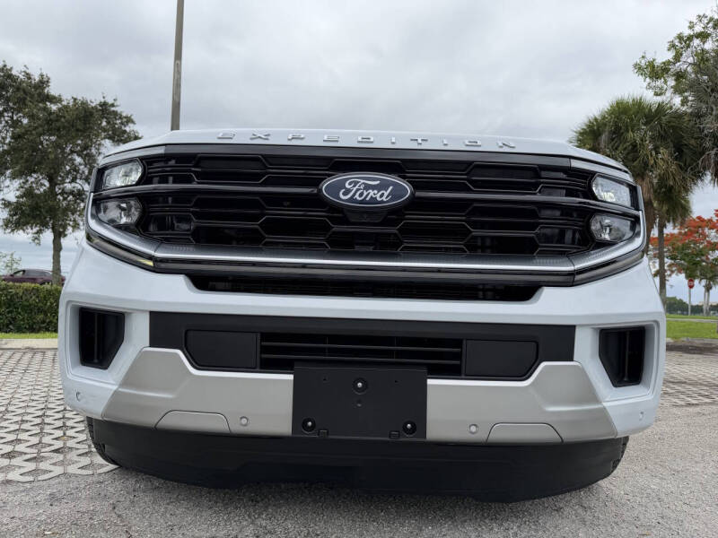2025 Ford Expedition Platinum