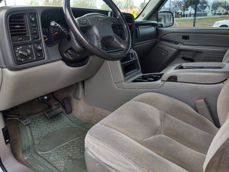 2005 GMC Yukon for sale at Lanier Motor Company in Lexington NC
