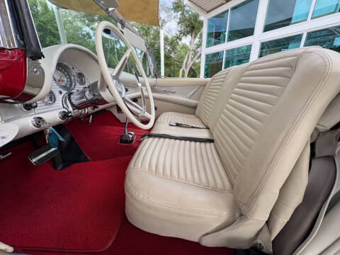1957 Ford Thunderbird