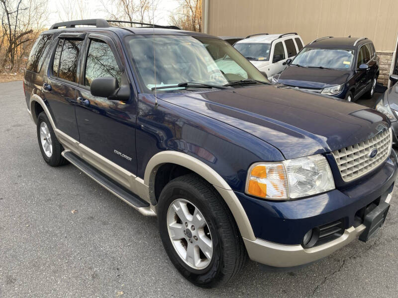 2005 Ford Explorer Eddie Bauer's photo