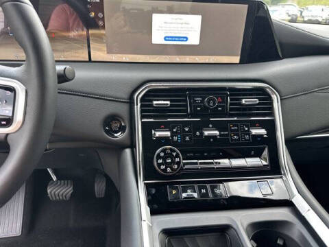 2025 Nissan Armada Platinum