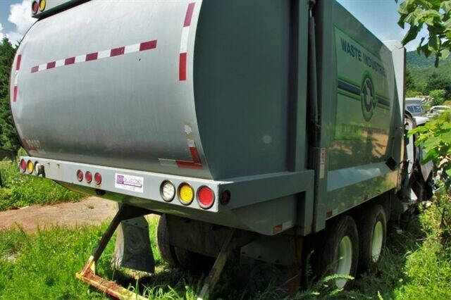 2009 Autocar WXLL