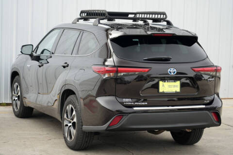 2020 Toyota Highlander Hybrid XLE