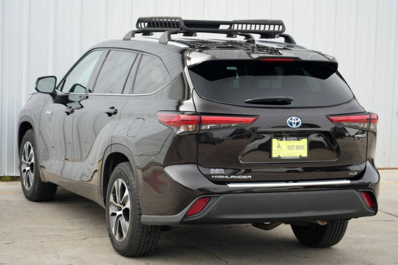 2020 Toyota Highlander Hybrid XLE
