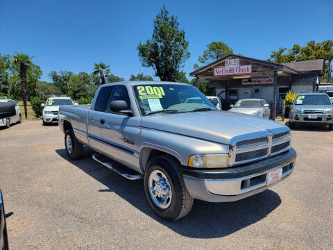 2001 Dodge Ram 2500 for sale at City Auto Sales in Brazoria TX