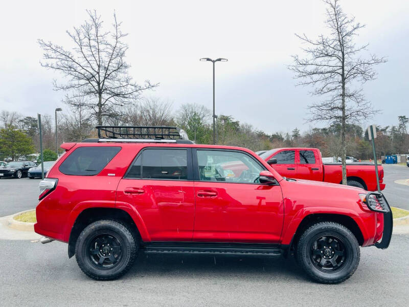 2020 Toyota 4Runner SR5 Premium photo 6