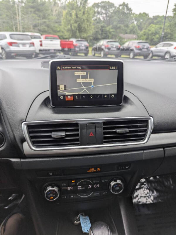 2015 Mazda MAZDA3 s Touring