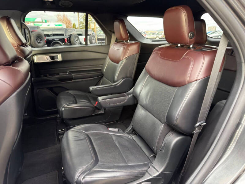 2020 Ford Explorer Platinum