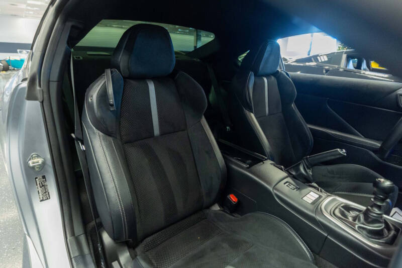 2025 Toyota GR86 Premium