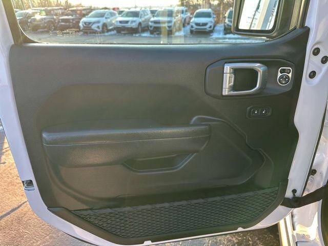 2024 Jeep Gladiator NightHawk