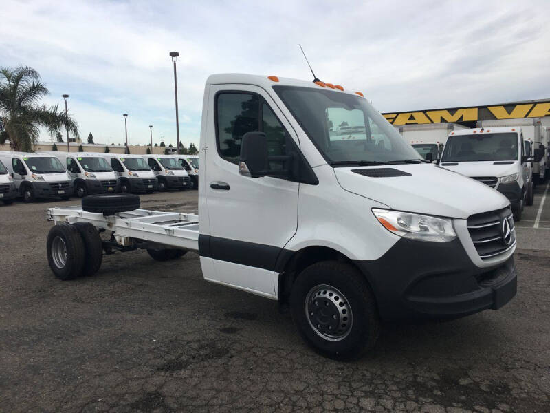 2019 Mercedes-Benz Sprinter Cab Chassis