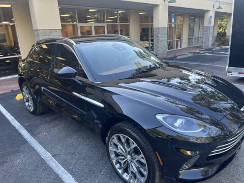 2022 Aston Martin DBX