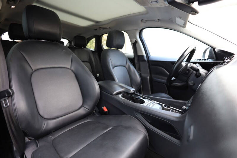 2017 Jaguar F-PACE 35t Premium