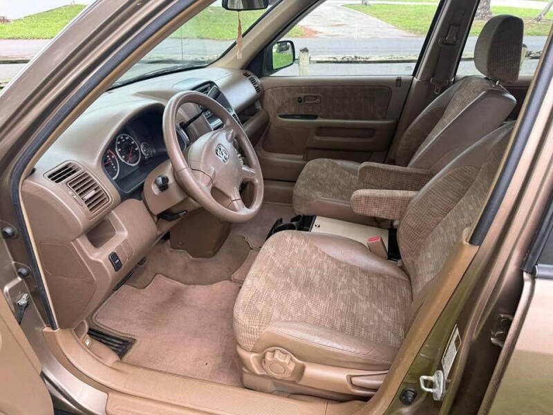 2004 Honda CR-V LX