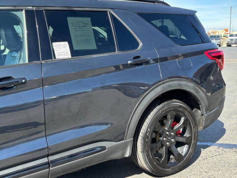 2022 Ford Explorer ST