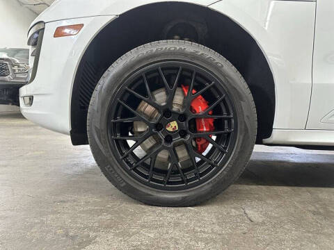 2017 Porsche Macan GTS