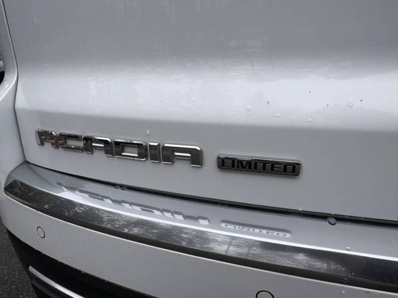 2017 GMC Acadia Limited