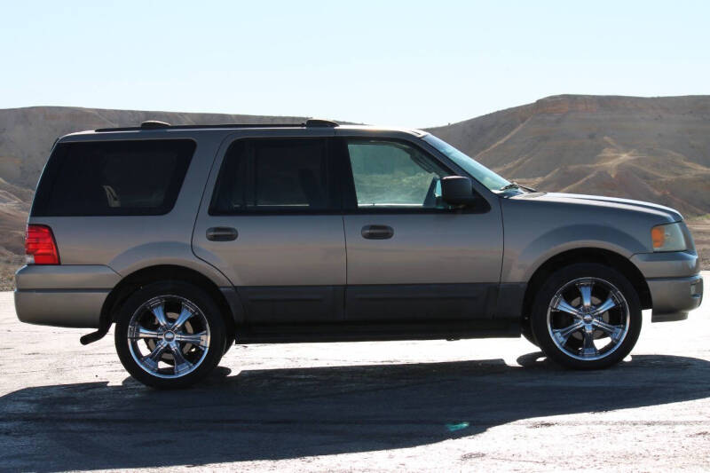 2003 Ford Expedition XLT