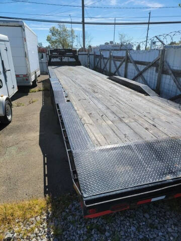 2021 Load Trail 40' Gooseneck Tri/A Flatbed