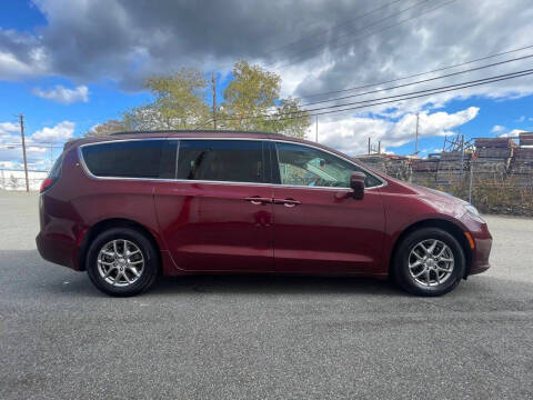 2021 Chrysler Pacifica Touring