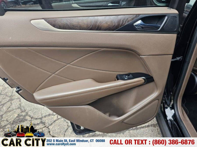 2017 Lincoln MKC Reserve