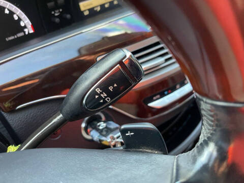 2012 Mercedes-Benz S-Class S 550 4MATIC