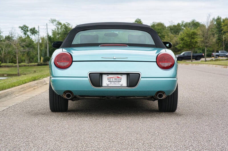 2002 Ford Thunderbird Deluxe