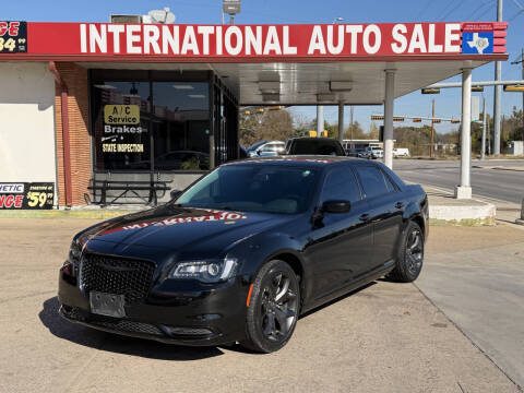 2021 Chrysler 300 Touring