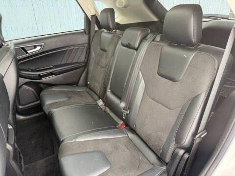 2017 Ford Edge Sport