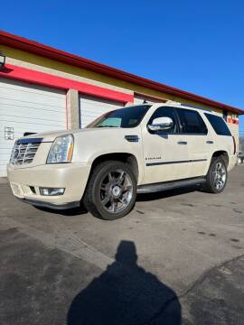 2007 Cadillac Escalade for sale at MIDWEST CAR SEARCH in Fridley MN