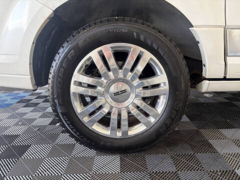 2014 Lincoln Navigator L