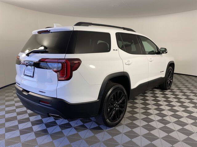 2023 GMC Acadia SLE