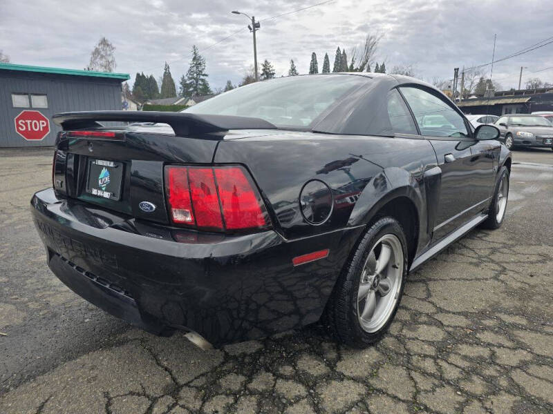 2003 Ford Mustang