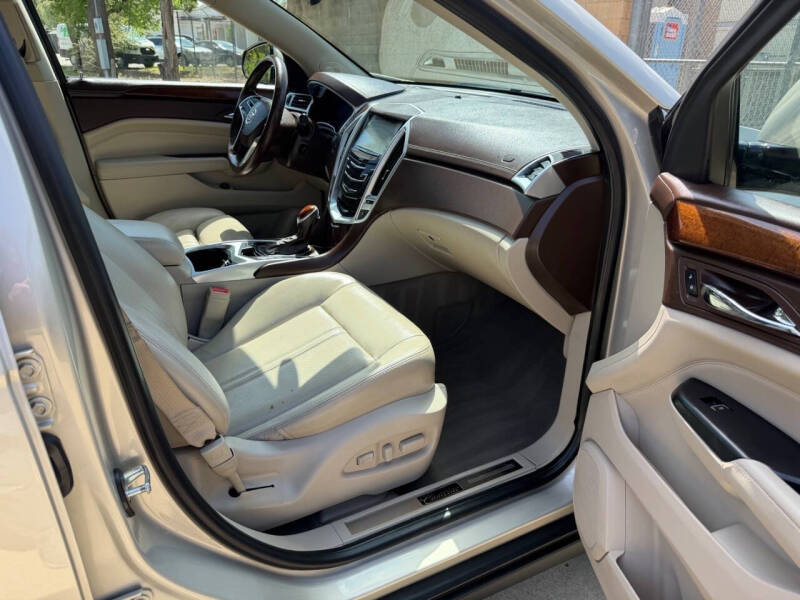 2016 Cadillac SRX Performance Collection