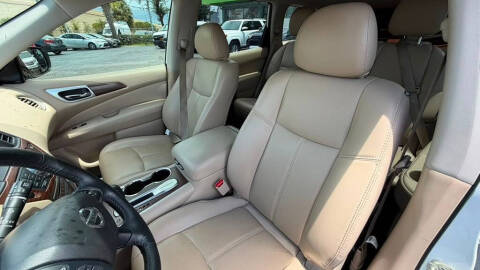 2020 Nissan Pathfinder Platinum