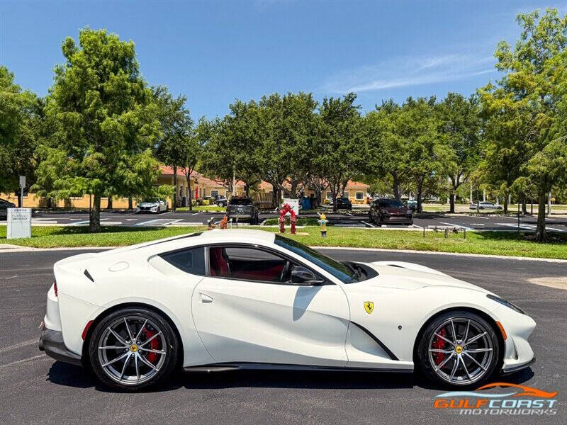 2019 Ferrari 812 Superfast