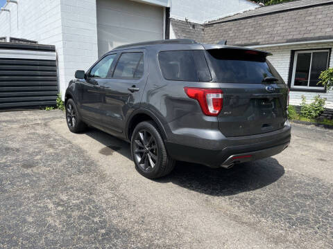 2017 Ford Explorer XLT