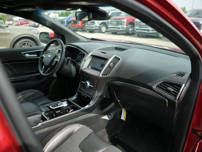 2020 Ford Edge ST