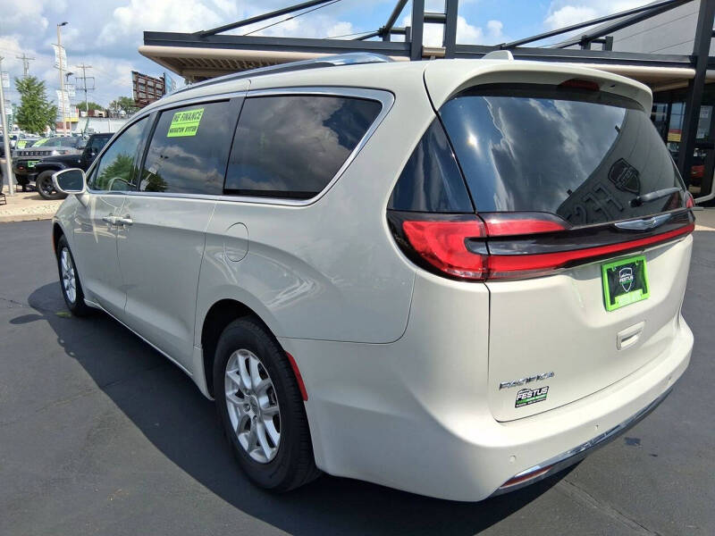 2021 Chrysler Pacifica Touring L