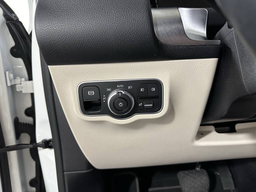 2020 Mercedes-Benz GLB for sale at NJ Car Buyer in Jersey City, NJ