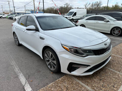 2019 Kia Optima for sale at Auto Solutions in Warr Acres OK
